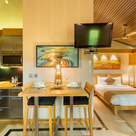 One On Marlin Resort (Adults Only) Turtle Cove Экстерьер фото