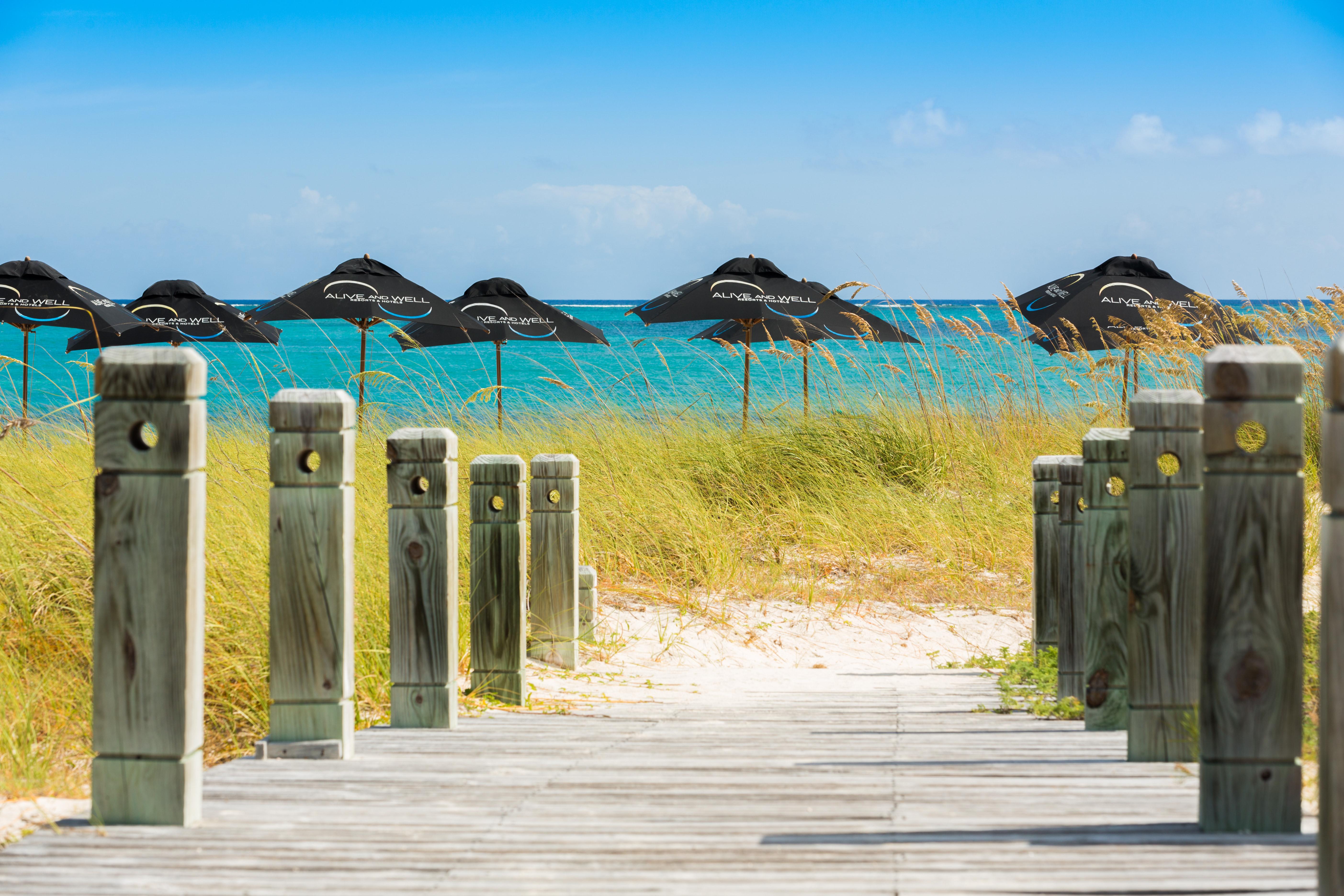 One On Marlin Resort (Adults Only) Turtle Cove Экстерьер фото