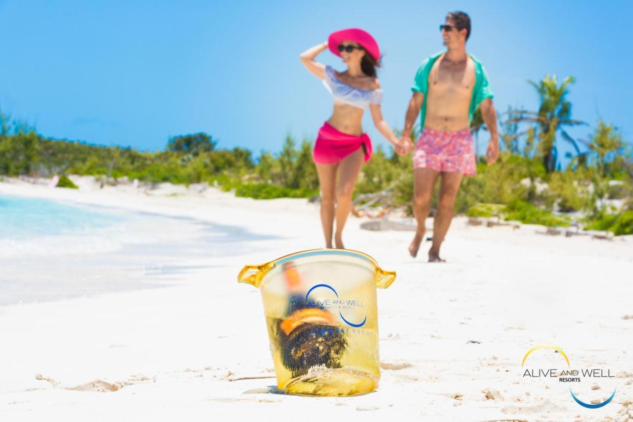 One On Marlin Resort (Adults Only) Turtle Cove Экстерьер фото